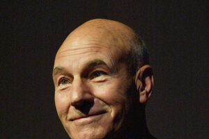 Stewart interpretou, no cinema e em televisão, a personagem que havia de o marcar: Capitão Picard