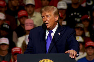 "Isto é fraude eleitoral ao mais alto nível": Trump acusa democratas de conspiração no Alasca 