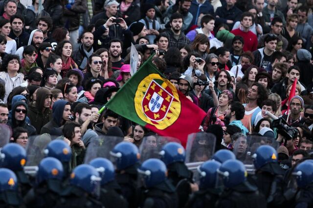 Manifestação contra a austeridade no Parlamento em 2012