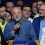 'Quero agradecer a generosidade da juventude brasileira': Lula agradece apoio dos eleitores