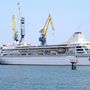 Combustíveis: cruzeiro de luxo suspende a navegação e deixa passageiros encalhados no Camboja
