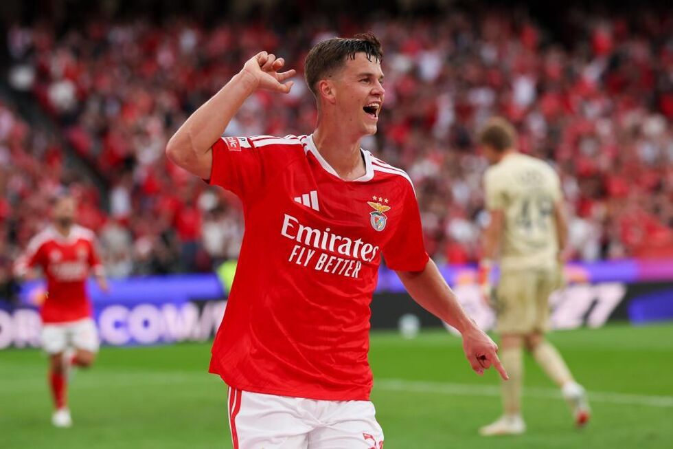 Golo de Samuel Dahl para o Benfica contra o Vitória de Guimarães