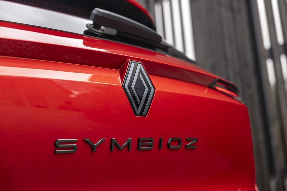Renault admite cortar produção europeia em 300.000 veículos