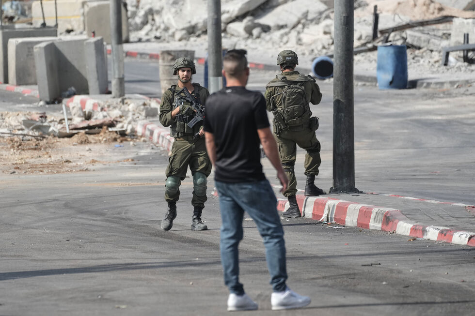 Soldados israelitas na Cisjordânia
