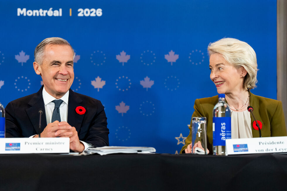 Primeiro-ministro canadiano, Mark Carney, e a presidente da Comissão Europeia, Ursula von der Leyen