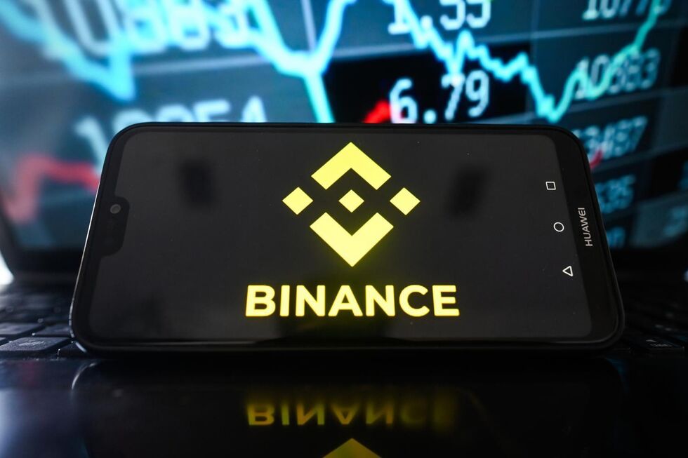 POLAND - 2025/09/02: In this photo illustration, a Binance logo